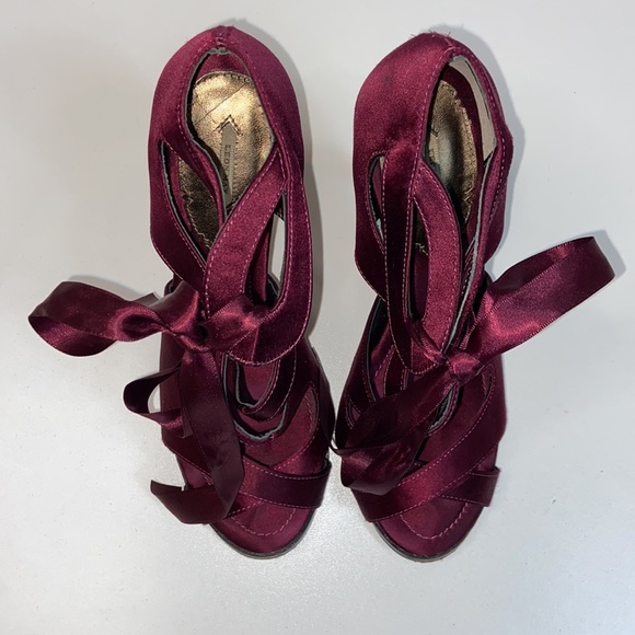 Leon Max I Wine Stiletto Heels W/ Silk Ribbon 7 - Picture 3 of 13